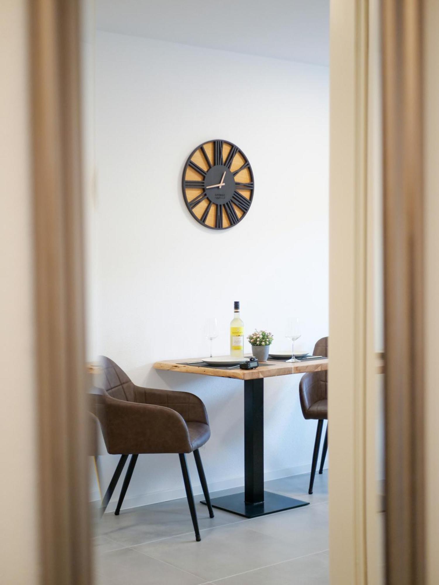 Inhome Studio Apartment - Kueche - Parken - Tv Schwäbisch Hall Buitenkant foto